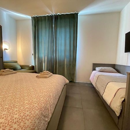 City Center - Modern Flat With Free Parking And Wifi - Apt B Bergamo Luaran gambar
