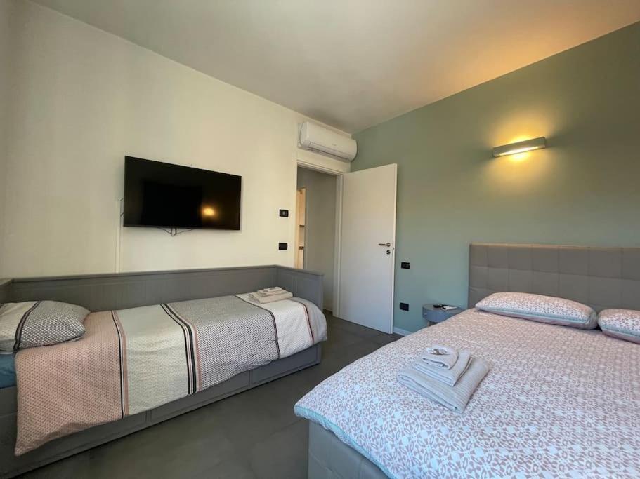 City Center - Modern Flat With Free Parking And Wifi - Apt B Bergamo Luaran gambar