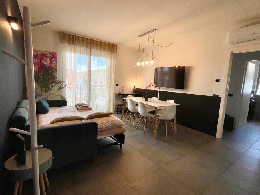 City Center - Modern Flat With Free Parking And Wifi - Apt B Bergamo Luaran gambar