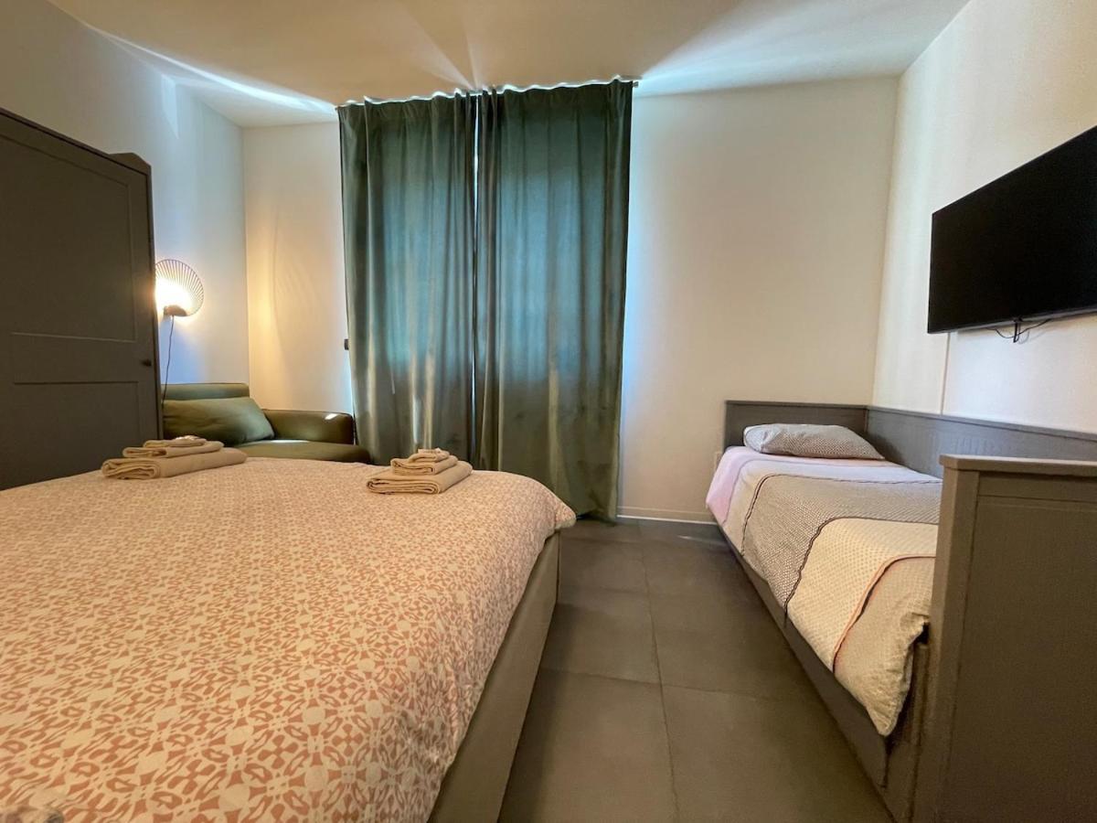 City Center - Modern Flat With Free Parking And Wifi - Apt B Bergamo Luaran gambar